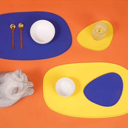 ZeZe all day colour pop silicone pet food mat